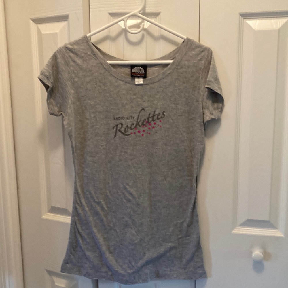 Radio City Music Hall Rockettes T shirt